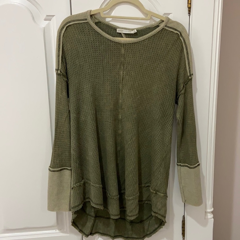 Green long sweater size Medium women’s